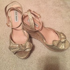 ✨❤️Sparkly Steve Madden Wedges ❤️✨